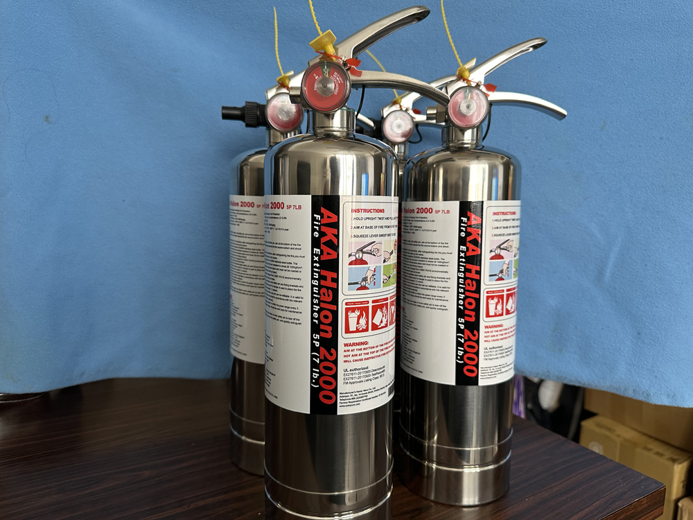 AKA2L-1